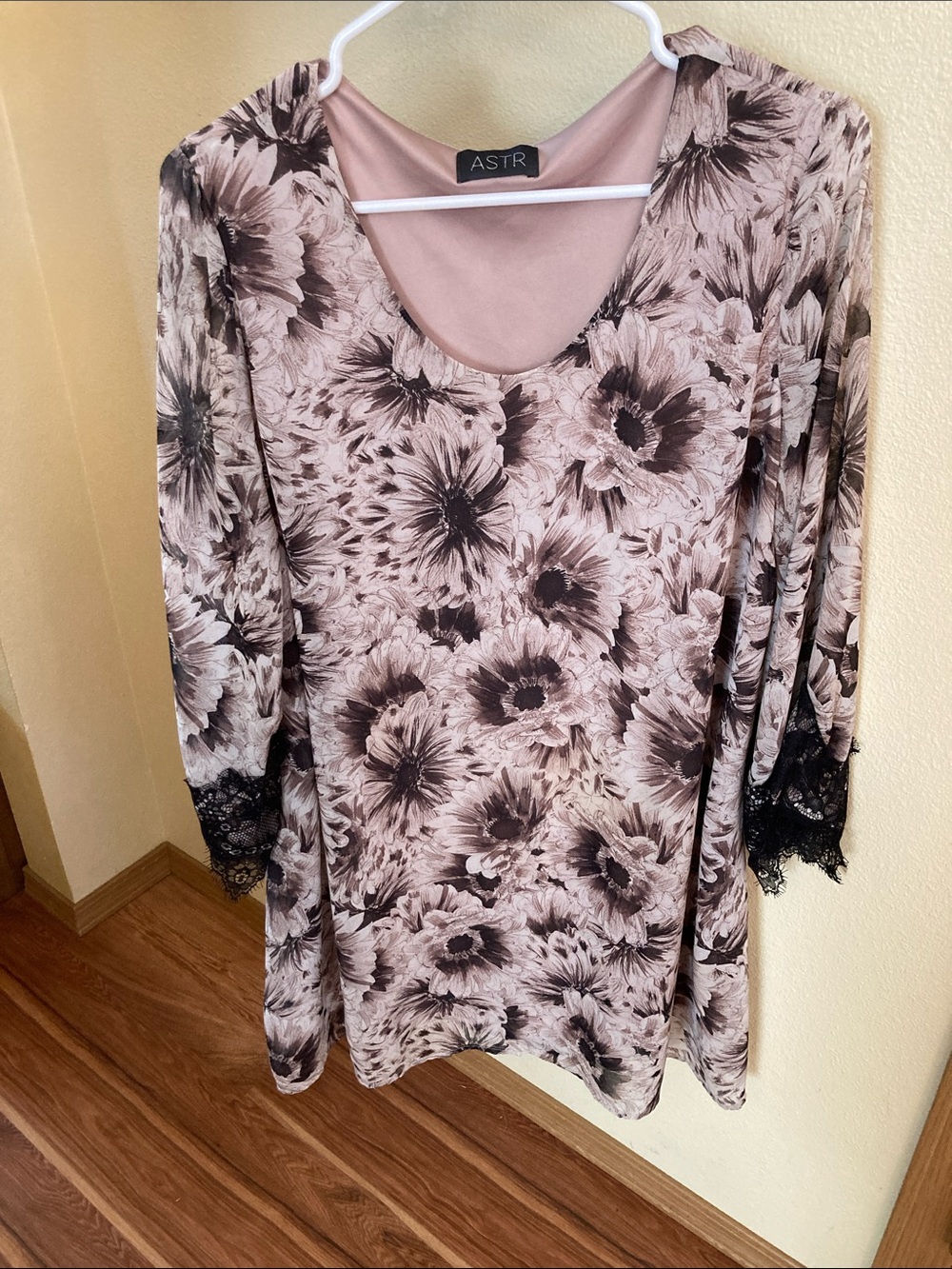 ASTR Blush Floral Tunic with Black Lace Cuffs